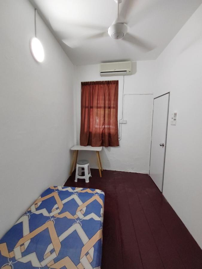 Homestay Hutton Lane George Town